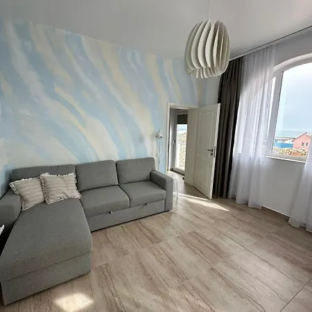 Halta Pescarus Guest house Douazeci si Trei August